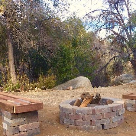 Villa Shirley Creek Retreat: A Mountain Oasis Wofford Heights Esterno foto