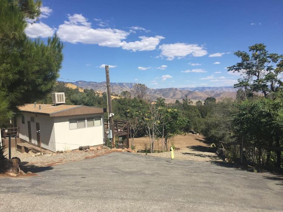 Villa Shirley Creek Retreat: A Mountain Oasis Wofford Heights Esterno foto